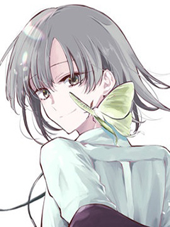 她裝作少女模樣